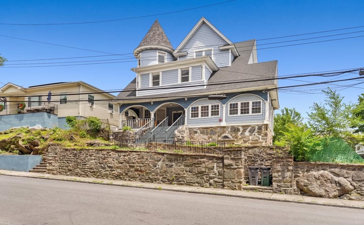 Pictures of Multifamily property located at 150 Bruce Avenue, Yonkers, NY 10705 for sales - image #1