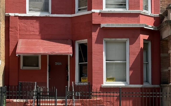 Pictures of Multifamily property located at 4202 W Jackson Boulevard, Chicago, IL 60624 for sales - image #1