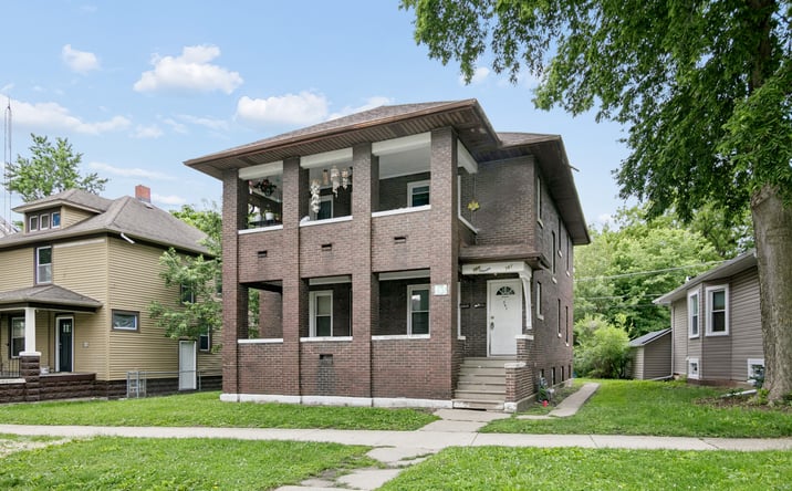 Pictures of Multifamily property located at 361-365 S Evergreen Avenue, Kankakee, IL 60901 for sales - image #1