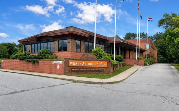 Pictures of Retail property located at 5600 Us-31 N, Williamsburg, MI 49690 for sales - image #1