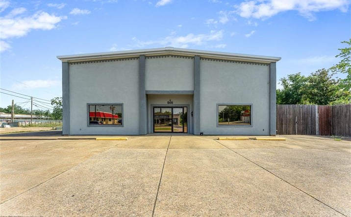 Pictures of Mixed Use, Industrial property located at 505 E Prien Lake Rd Road, Lake Charles, LA 70601 for sales - image #1