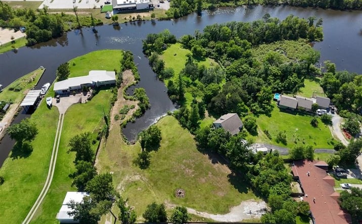 Pictures of Land property located at 1040 Holly Street, Lake Charles, LA 70601 for sales - image #1