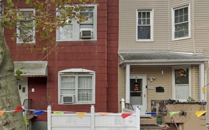 Pictures of Retail, Land property located at 302 Nichols Ave, Brooklyn, NY 11208 for sales - image #1