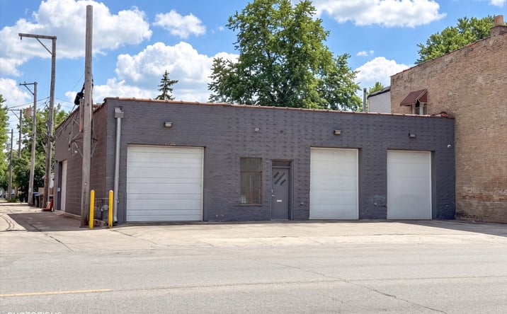 Pictures of Industrial property located at 4257 W. Montrose Ave., Chicago, IL 60641 for sales - image #1