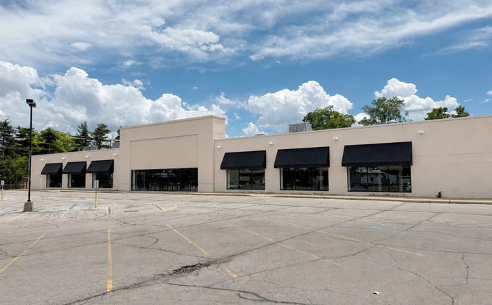 Pictures of Retail property located at 4485 Monroe Street, Toledo, OH 43613 for sales - image #1