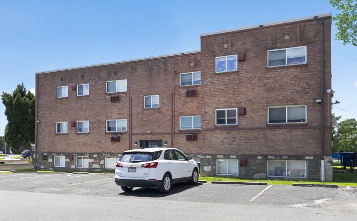 Pictures of Multifamily property located at 9400 Roosevelt Boulevard, Philadelphia, PA 19115 for sales - image #1