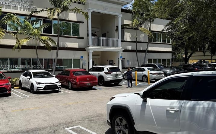 Pictures of Office, Multifamily property located at 11801 SW 90th St # 101, Miami, FL 33186 for sales - image #1