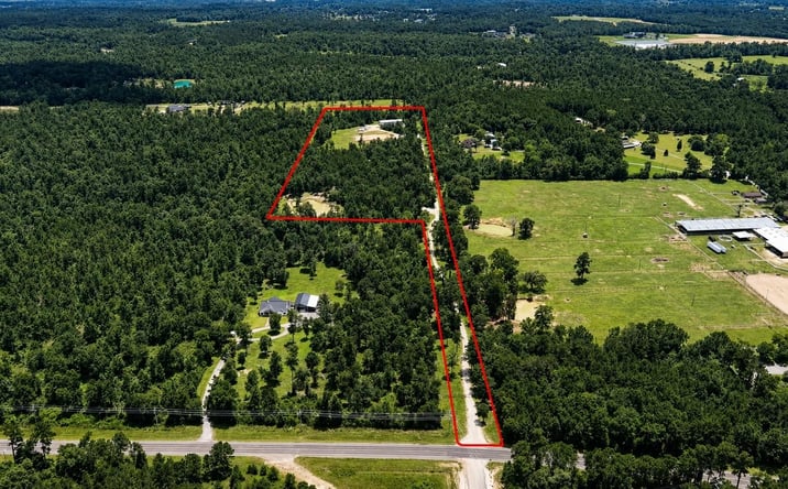 Pictures of Land property located at 856 Texas 150, New Waverly, TX 77358 for sales - image #1