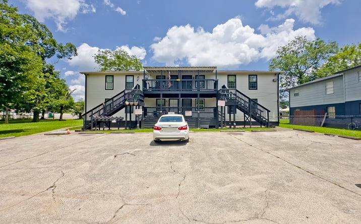 Pictures of Multifamily property located at 7721 1st Avenue North, Birmingham, AL 35206 for sales - image #1