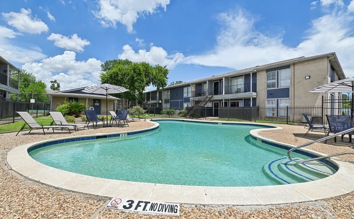 Pictures of Multifamily property located at 470 Maxey Road, Houston, TX 77013 for sales - image #1