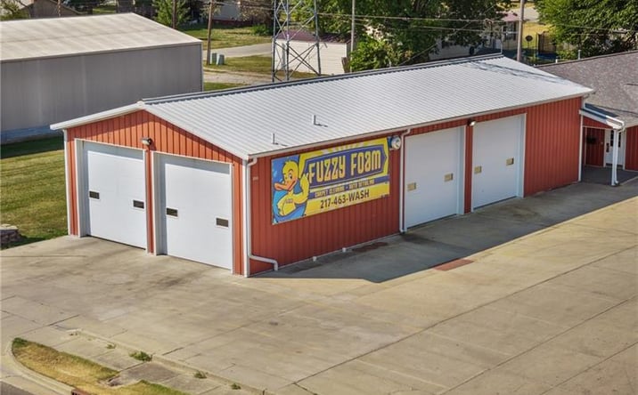 Pictures of Mixed Use property located at 1709 S Main St, Paris, IL 61944 for sales - image #1