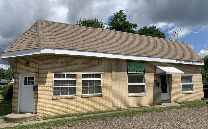 Pictures of Retail, Mixed Use property located at 3705 Mahoning Rd NE, Canton, OH 44705 for sales - image #1