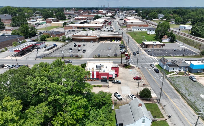 Pictures of Retail property located at 209 West Harrison Street, Reidsville, NC 27320 for sales - image #1