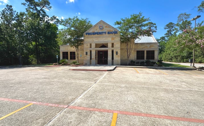 Pictures of Retail, Office property located at 1430 Research Forest Drive, Shenandoah, TX 77381 for sales - image #1