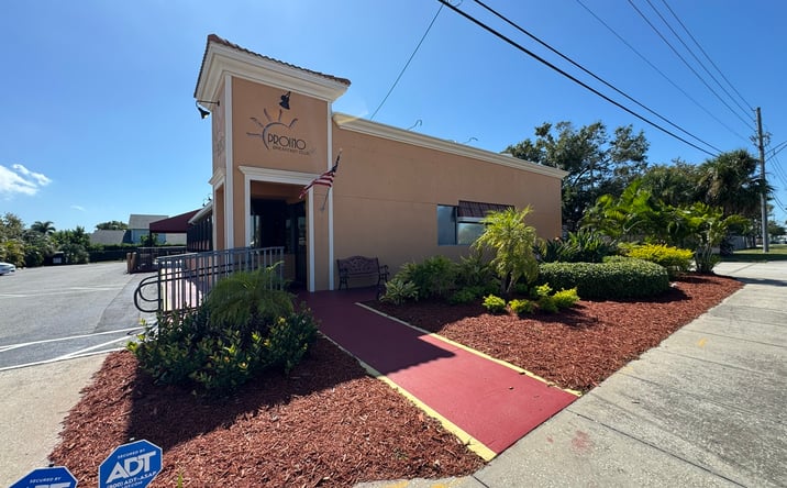 Pictures of Retail property located at 14400 Walsingham Road, Largo, FL 33774 for sales - image #1