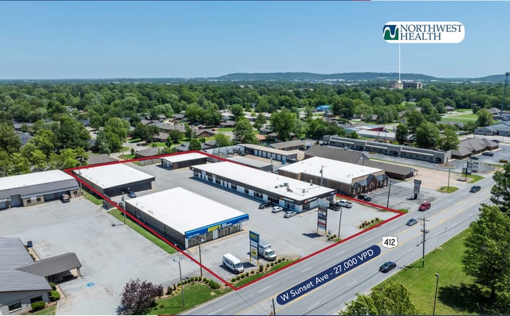 Pictures of Retail property located at 1772 - 1810 W Sunset Ave, Springdale, AR 72762 for sales - image #1
