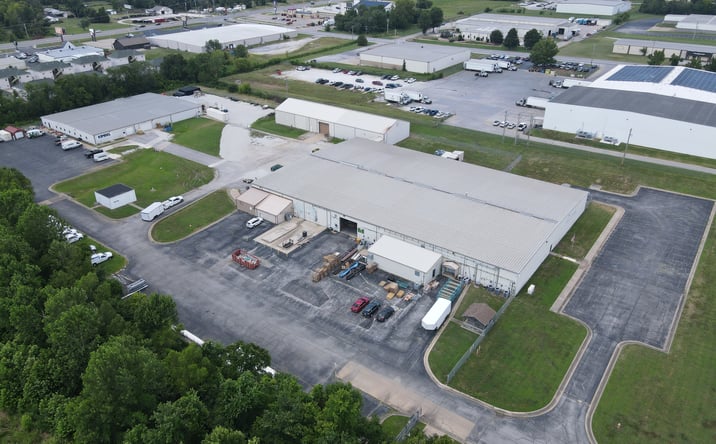 Pictures of Industrial property located at 3220 INDUSTRIAL AVE, JOPLIN, MO 64801-6137 for sales - image #1