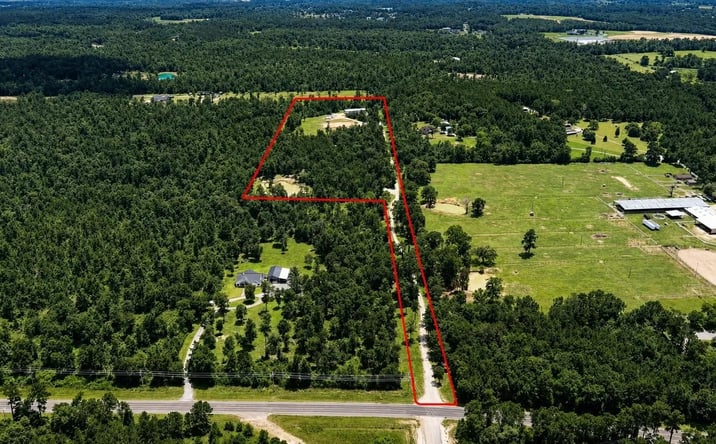 Pictures of Land property located at 856 State Highway 150, 127698, TX 77358 for sales - image #1