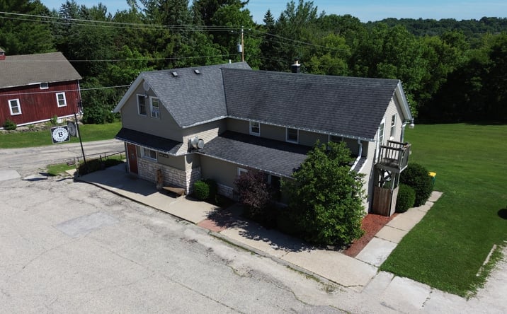 Pictures of Retail, Mixed Use property located at N112W21209 Mequon Rd, Germantown, WI 53022 for sales - image #1