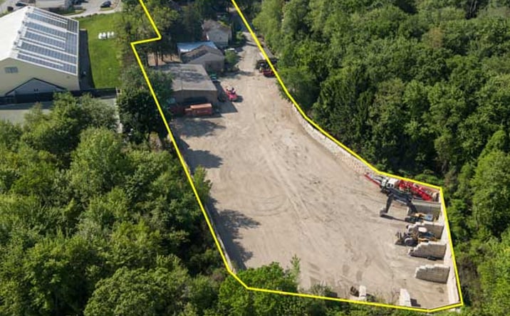Pictures of Industrial, Mixed Use property located at 2-8 Bates Ln, Bedford, NY 02066-3003 for sales - image #1
