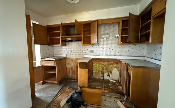 Pictures of Retail, Multifamily property located at 8044 S Cottage Grove Ave, Chicago, IL 60619 for sales - image #1