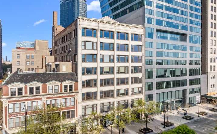 Pictures of Multifamily property located at 1006 S Michigan Ave, Chicago, IL 60605 for sales - image #1