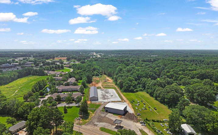 Pictures of Office, Industrial, Retail, Land, Multifamily property located at 1569 Highway 70 E, Jackson, TN 38305 for sales - image #1