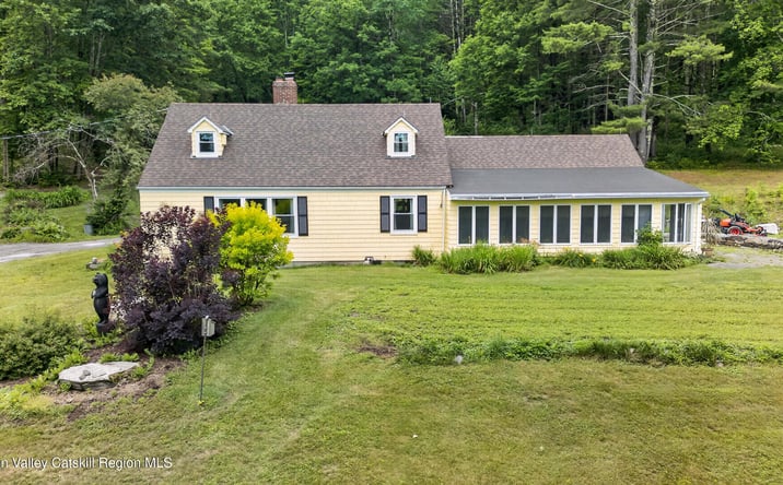 Pictures of Multifamily property located at 2439 County Route 5, New Lebanon, NY 12125 for sales - image #1