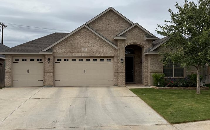 Pictures of Land property located at 1703 OVERSHINE LN, MIDLAND, TX 79705-2493 for sales - image #1