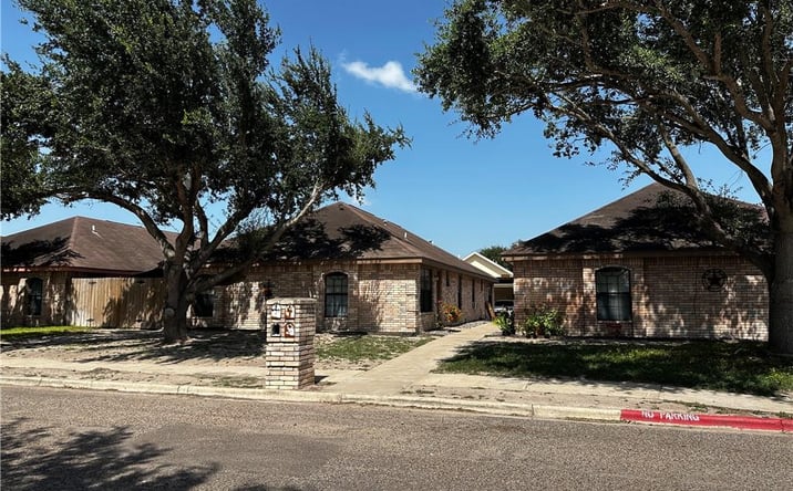 Pictures of Multifamily property located at 1816 Aruba Drive, Edinburg, TX 78541 for sales - image #1