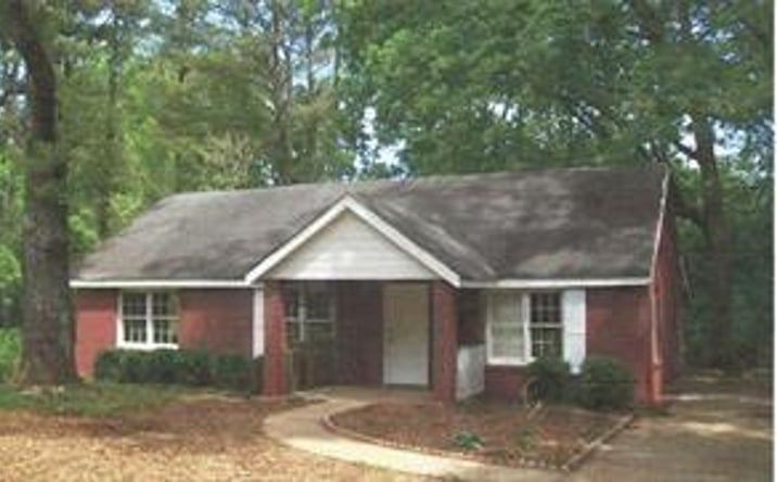 Pictures of Mixed Use, Office, Industrial property located at 648 N Rope Mill Road, Woodstock, GA 30188 for sales - image #1