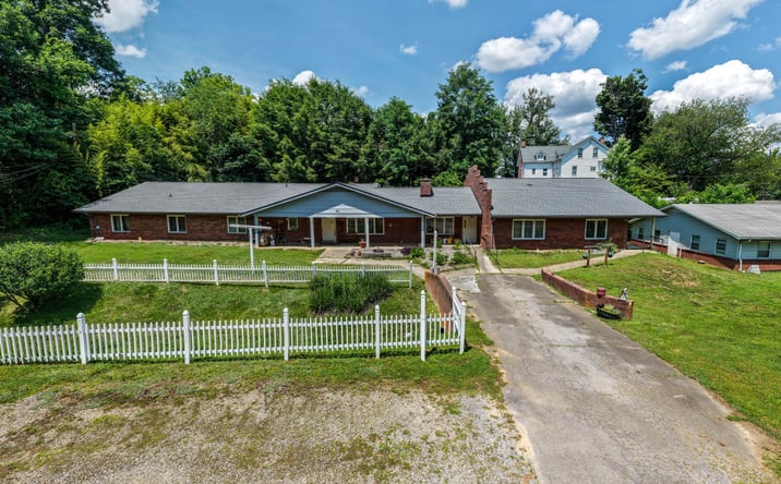 Pictures of Office, Senior Living, Special Purpose property located at 84 Chestnut Park Drive, Waynesville, NC 28786 for sales - image #1