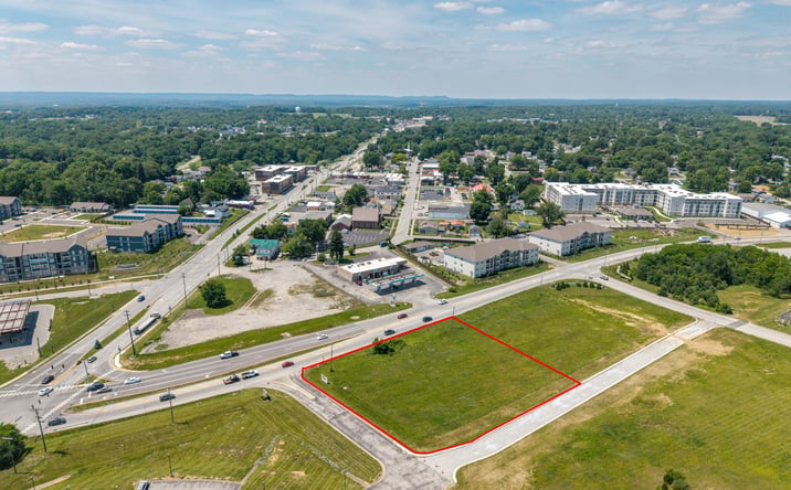 Pictures of Land property located at 11520 Indiana 62, Charlestown, IN 47111 for sales - image #1