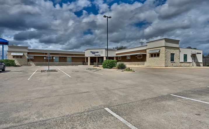 Pictures of Office property located at 110 Hwy 290 W, Brenham, TX 77833 for sales - image #1