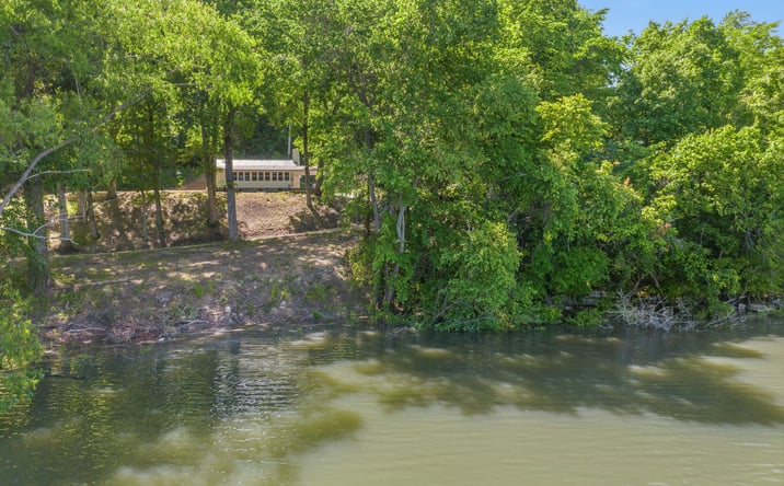 Pictures of Land property located at 549 Little Jackson Road, Parsons, TN 38363 for sales - image #1