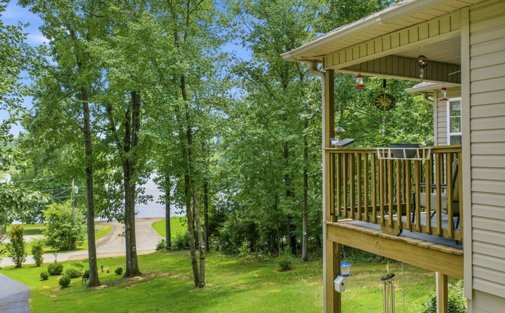 Pictures of Land property located at 300 Featherfoot Parkway Loop, Parsons, TN 38363 for sales - image #1