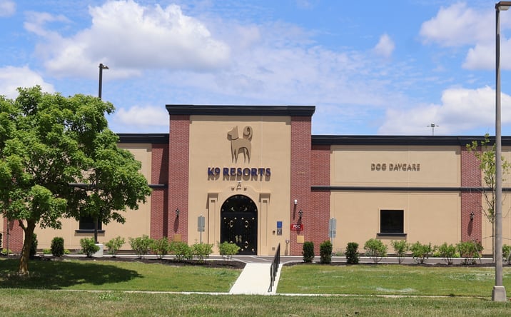 Pictures of Retail, Special Purpose property located at 3799 Park Mill Run Dr, Hilliard, OH 43026 for sales - image #1