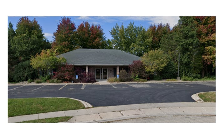 Pictures of Retail property located at 3300 Commerce Drive, DeKalb, IL 60115 for sales - image #1