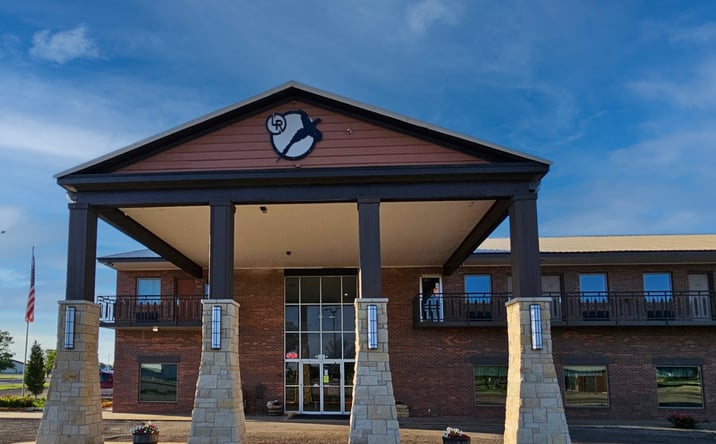 Pictures of Retail, Hospitality property located at 901 South Fossil Street, Russell, KS 67665 for sales - image #1