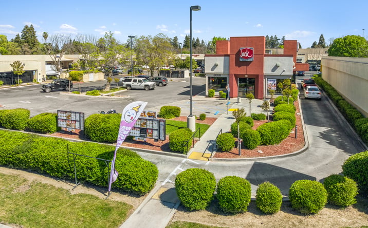 Pictures of Retail property located at 8008 North Cedar Avenue, Fresno, CA 93720 for sales - image #1