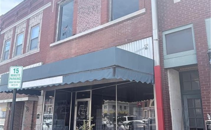 Pictures of Office property located at 110 N Penn Avenue, Independence, KS 67301 for sales - image #1