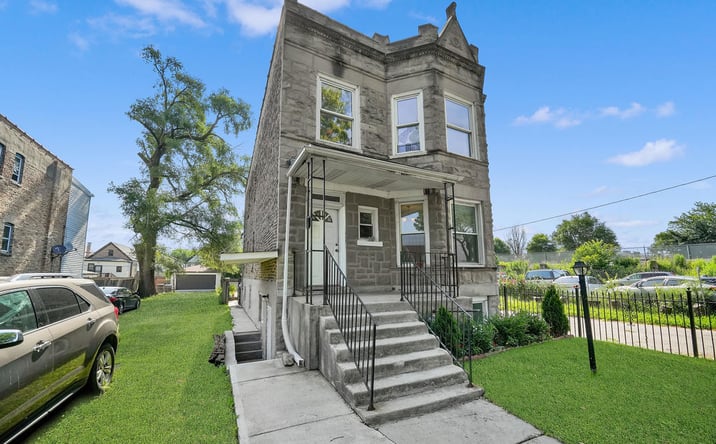 Pictures of Multifamily property located at 2139 S Homan Avenue, Chicago, IL 60623 for sales - image #1