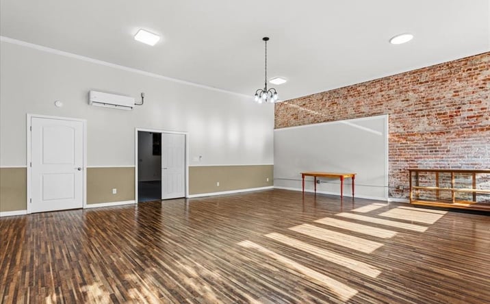 Pictures of Retail property located at 14827 Main Street, Alachua, FL 32615 for sales - image #1