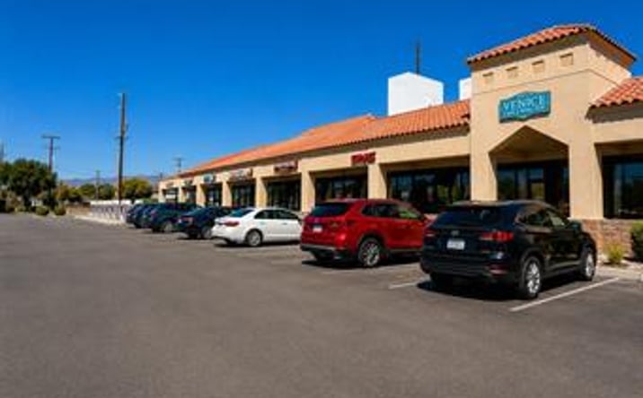 Pictures of Retail property located at 16940 State Highway 14, Mojave, CA 93501 for sales - image #1
