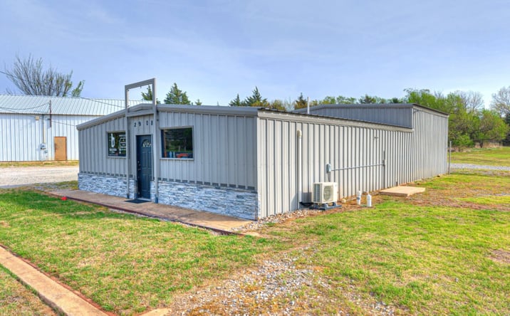 Pictures of Office, Mixed Use, Self Storage property located at 2908 North Highway 3, Seminole, OK 74868 for sales - image #1