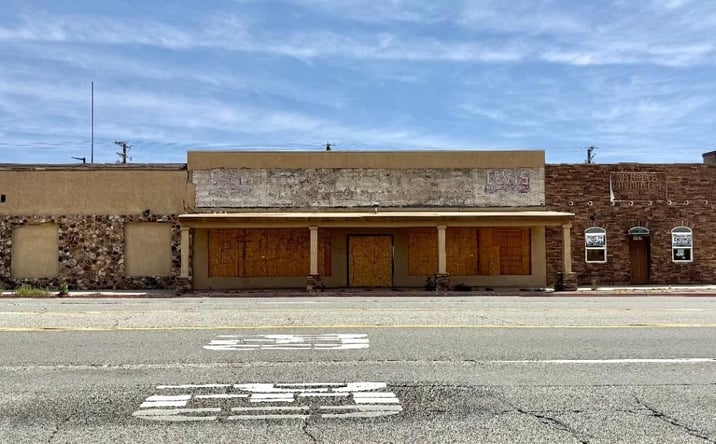 Pictures of Retail, Office property located at 15938 Sierra Highway, Mojave, CA 93501 for sales - image #1