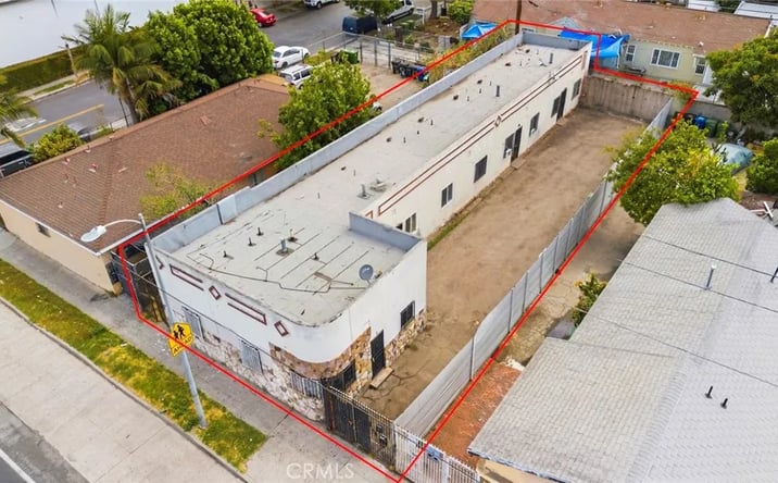 Pictures of Multifamily property located at 8706 Avalon, Los Angeles, CA 90003 for sales - image #1