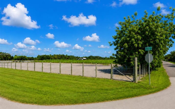 Pictures of Land property located at 17345 SW 216th St, Miami, FL 33170 for sales - image #1