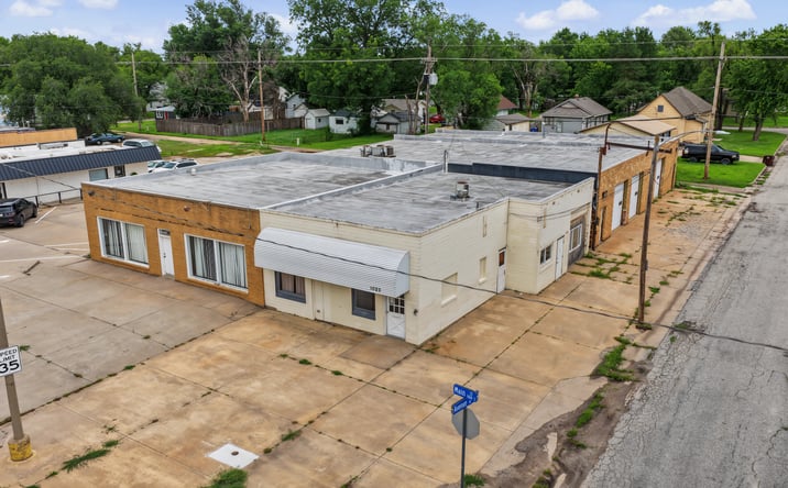 Pictures of Retail, Industrial, Mixed Use property located at 1021 South Main Street, McPherson, KS 67460 for sales - image #1