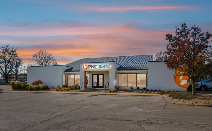 Pictures of Retail property located at 7401 Market Street, Boardman, OH 44512 for sales - image #1